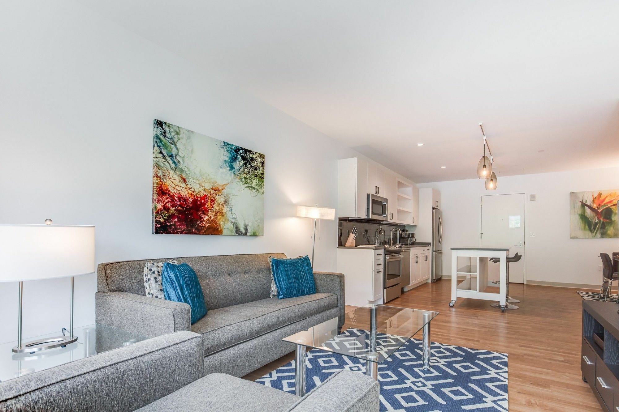 Global Luxury Suites Longwood Medical Бруклин Екстериор снимка