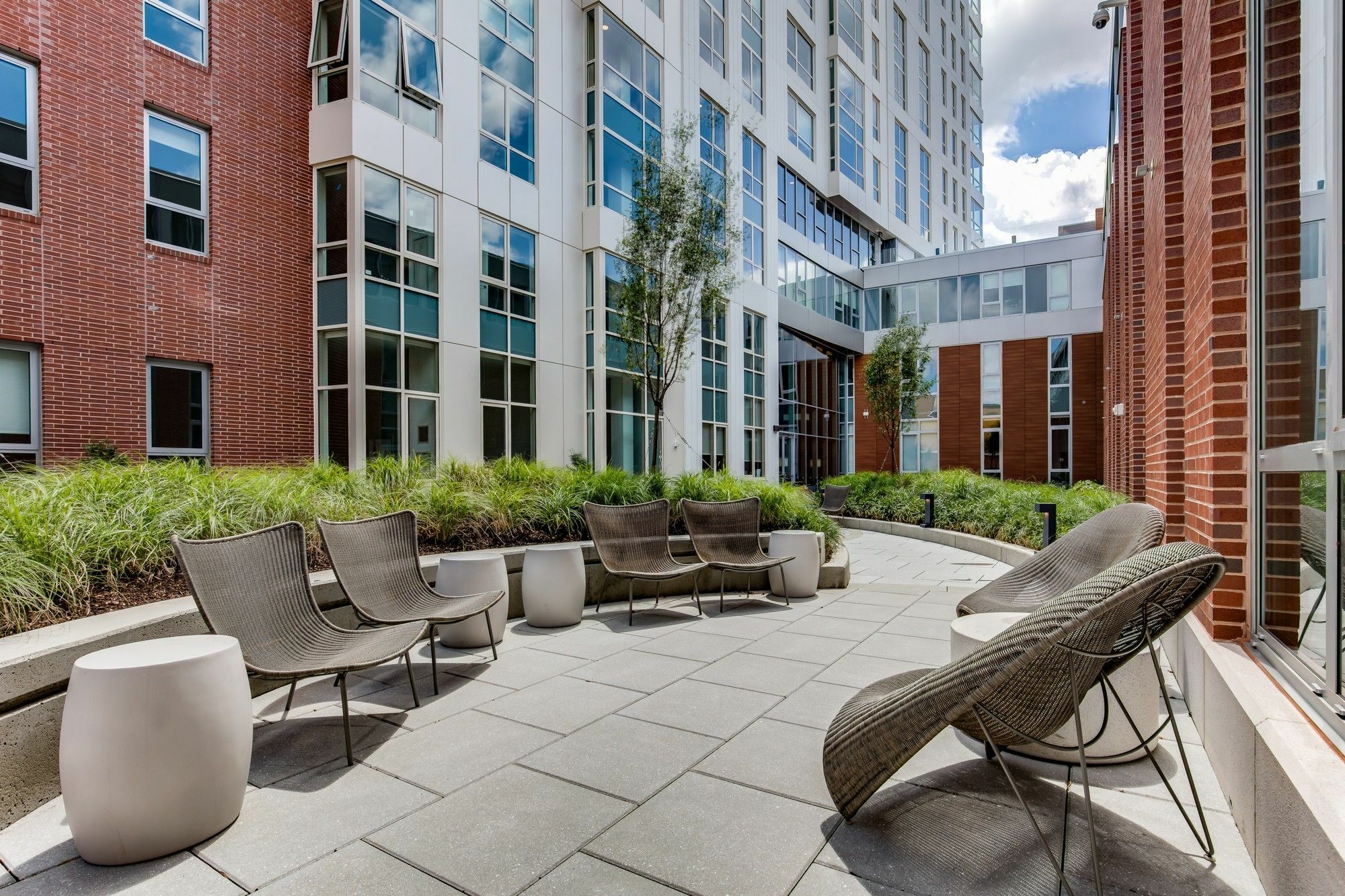 Global Luxury Suites Longwood Medical Бруклин Екстериор снимка
