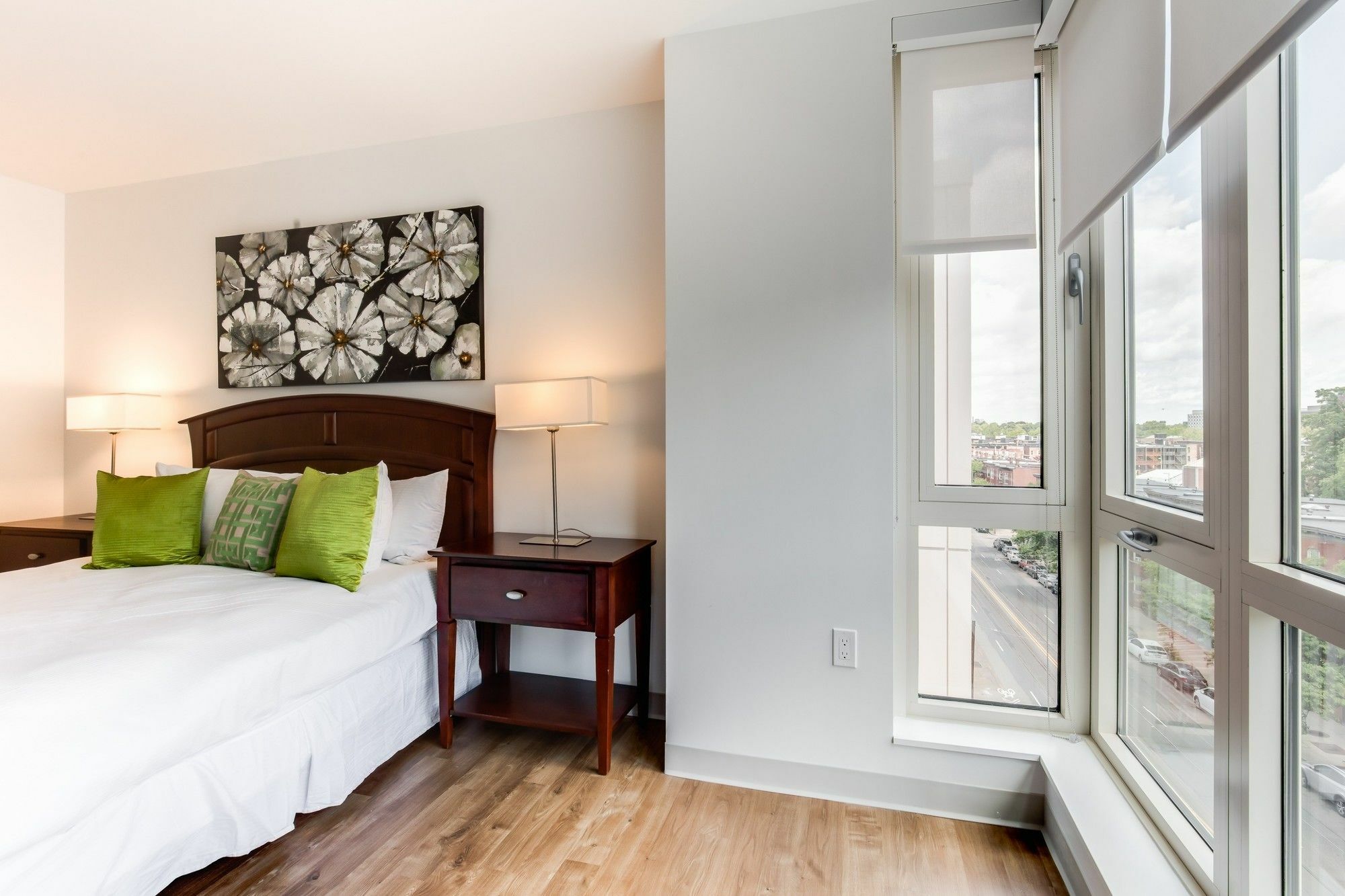 Global Luxury Suites Longwood Medical Бруклин Екстериор снимка